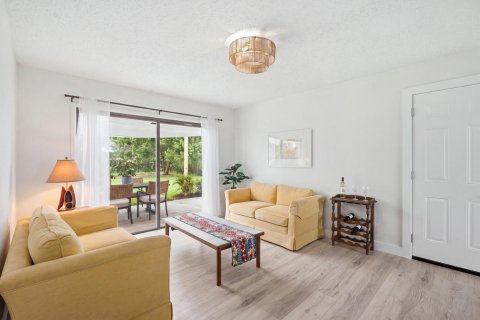 Villa ou maison à vendre à Vero Beach, Floride: 3 chambres, 110.37 m2 № 2286719 - photo 3