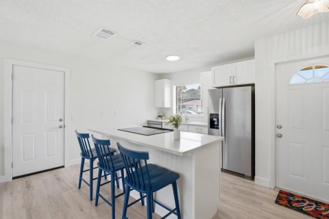 Villa ou maison à vendre à Vero Beach, Floride: 3 chambres, 110.37 m2 № 2286719 - photo 8