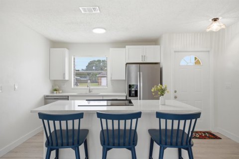 Villa ou maison à vendre à Vero Beach, Floride: 3 chambres, 110.37 m2 № 2286719 - photo 9