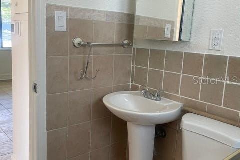 House in Lakeland, Florida 3 bedrooms, 135.54 sq.m. № 1876491 - photo 16
