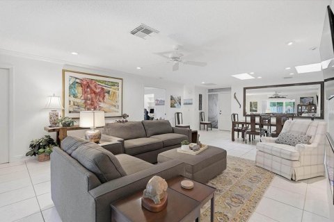 Villa ou maison à vendre à Sarasota, Floride: 3 chambres, 168.34 m2 № 2399148 - photo 11