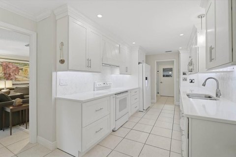 Villa ou maison à vendre à Sarasota, Floride: 3 chambres, 168.34 m2 № 2399148 - photo 20