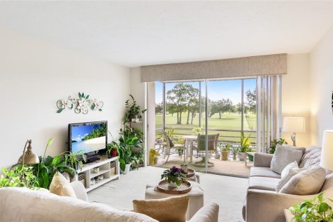 Condo in Sarasota, Florida, 1 bedroom  № 1794953 - photo 10