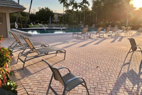 Condominio en venta en Coconut Creek, Florida, 1 dormitorio, 61.5 m2 № 2084981 - foto 19