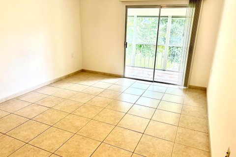 Condominio en venta en Coconut Creek, Florida, 1 dormitorio, 61.5 m2 № 2084981 - foto 11
