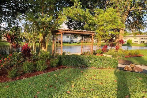Condominio en venta en Coconut Creek, Florida, 1 dormitorio, 61.5 m2 № 2084981 - foto 22