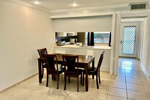 Condominio en venta en Coconut Creek, Florida, 1 dormitorio, 61.5 m2 № 2084981 - foto 2