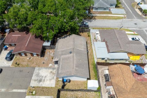 Villa ou maison à vendre à Tampa, Floride: 3 chambres, 111.48 m2 № 2108121 - photo 22