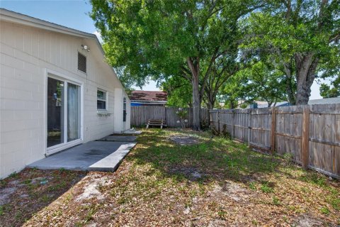Villa ou maison à vendre à Tampa, Floride: 3 chambres, 111.48 m2 № 2108121 - photo 18