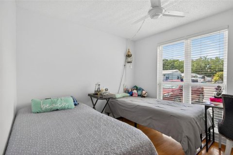 Villa ou maison à vendre à Tampa, Floride: 3 chambres, 111.48 m2 № 2108121 - photo 15