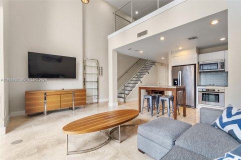 Condo in Miami, Florida, 1 bedroom  № 2020641 - photo 13