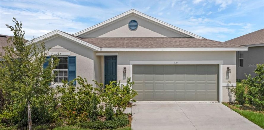House in Lake Wales, Florida 4 bedrooms, 179.12 sq.m. № 2237150