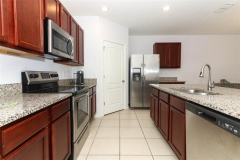 House in Davenport, Florida 4 bedrooms, 173.45 sq.m. № 1406795 - photo 11