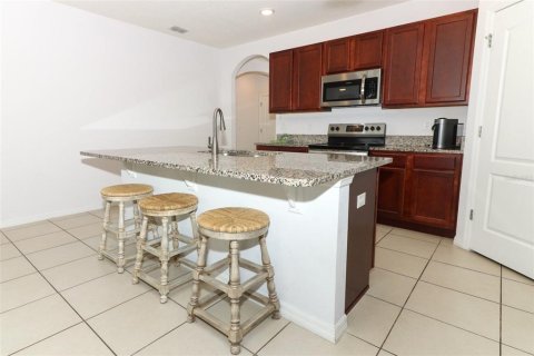 House in Davenport, Florida 4 bedrooms, 173.45 sq.m. № 1406795 - photo 13