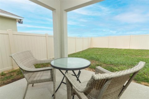 House in Davenport, Florida 4 bedrooms, 173.45 sq.m. № 1406795 - photo 24