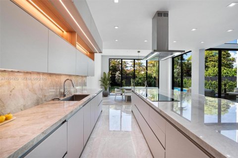 Купить виллу или дом в Майами, Флорида 5 спален, 427.91м2, № 2006090 - фото 4