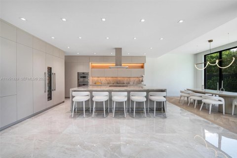 Купить виллу или дом в Майами, Флорида 5 спален, 427.91м2, № 2006090 - фото 2