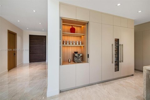 Купить виллу или дом в Майами, Флорида 5 спален, 427.91м2, № 2006090 - фото 7