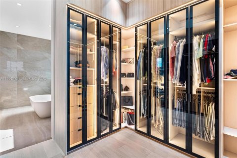 Купить виллу или дом в Майами, Флорида 5 спален, 427.91м2, № 2006090 - фото 17