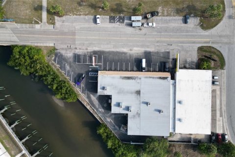Immobilier commercial à vendre à Port Charlotte, Floride: 906.35 m2 № 2212326 - photo 7