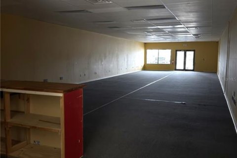Immobilier commercial à vendre à Port Charlotte, Floride: 906.35 m2 № 2212326 - photo 13