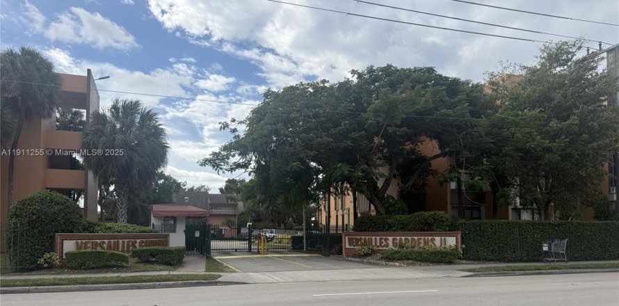 Condo in Miami, Florida, 1 bedroom  № 1968075