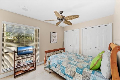 House in Malabar, Florida 4 bedrooms, 222.78 sq.m. № 1582138 - photo 21