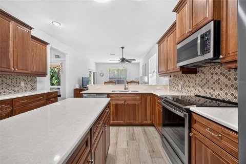 Villa ou maison à vendre à Port Charlotte, Floride: 3 chambres, 194.63 m2 № 2351648 - photo 12