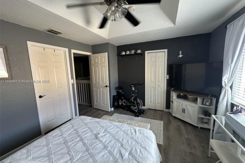 Adosado en alquiler en Davie, Florida, 4 dormitorios, 180.79 m2 № 1891324 - foto 18