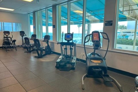 Copropriété à vendre à Hollywood, Floride: 1 chambre, 69.21 m2 № 1979784 - photo 12