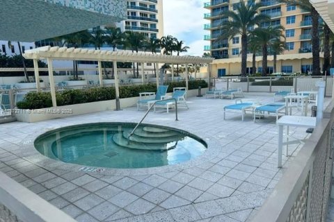 Copropriété à vendre à Hollywood, Floride: 1 chambre, 69.21 m2 № 1979784 - photo 28