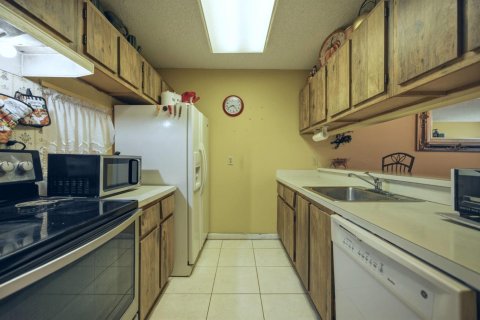 Купить кондоминиум в Мирамар, Флорида 1 комната, 69.21м2, № 2181196 - фото 10
