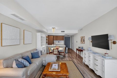 Condominio en venta en Miami, Florida, 2 dormitorios, 103.96 m2 № 1872633 - foto 4