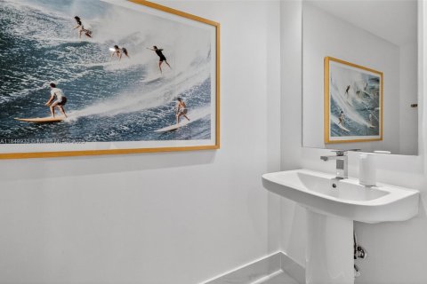 Condominio en venta en Miami, Florida, 2 dormitorios, 103.96 m2 № 1872633 - foto 9