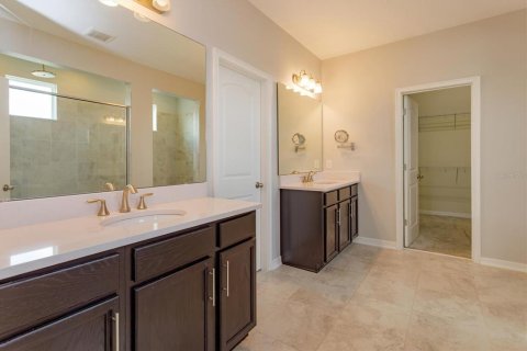 Casa en venta en Winter Garden, Florida, 4 dormitorios, 272.2 m2 № 1849830 - foto 18