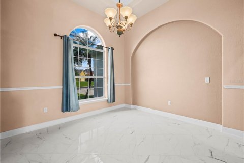 Villa ou maison à vendre à Lakeland, Floride: 4 chambres, 223.06 m2 № 1901038 - photo 4