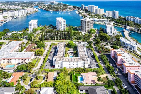 Copropriété à vendre à Boca Raton, Floride: 2 chambres, 111.48 m2 № 2193017 - photo 3