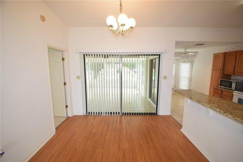 Villa ou maison à louer à Lakeland, Floride: 2 chambres, 125.23 m2 № 1912926 - photo 13