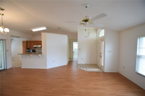 Villa ou maison à louer à Lakeland, Floride: 2 chambres, 125.23 m2 № 1912926 - photo 7