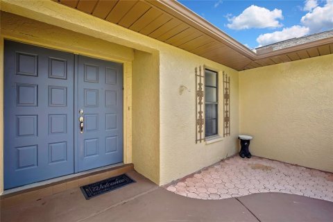 Villa ou maison à vendre à Spring Hill, Floride: 2 chambres, 139.17 m2 № 2437151 - photo 9