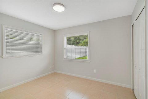 Casa en venta en Orlando, Florida, 4 dormitorios, 116.13 m2 № 1899279 - foto 19