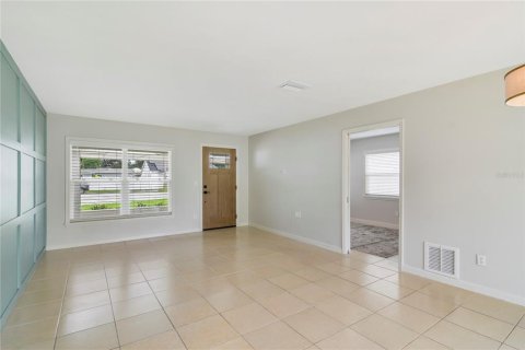 Casa en venta en Orlando, Florida, 4 dormitorios, 116.13 m2 № 1899279 - foto 7