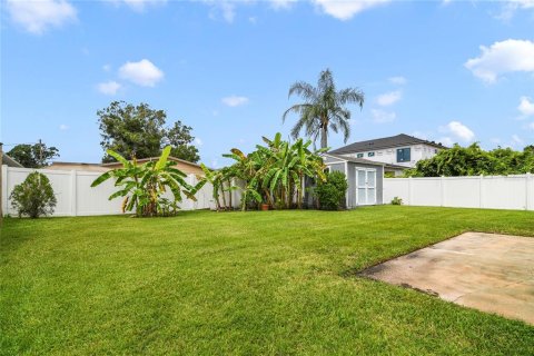 Casa en venta en Orlando, Florida, 4 dormitorios, 116.13 m2 № 1899279 - foto 13