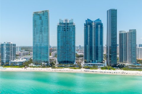 Condo à Sunny Isles Beach, Floride, 3 chambres  № 2016757