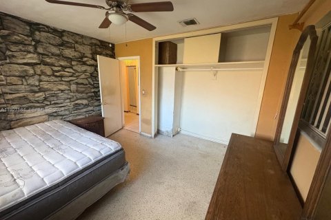 Villa ou maison à Miami Gardens, Floride 4 chambres, 212.93 m2 № 1996061