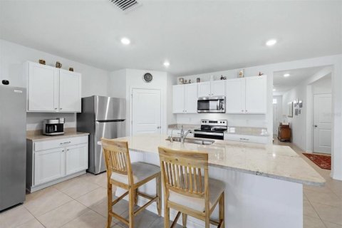 House in Bradenton, Florida 4 bedrooms, 169.83 sq.m. № 2230764 - photo 11