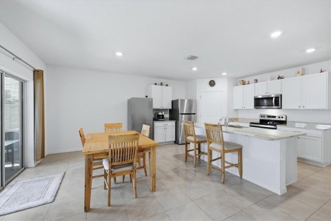 House in Bradenton, Florida 4 bedrooms, 169.83 sq.m. № 2230764 - photo 7