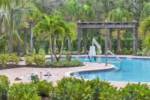 House in Bradenton, Florida 4 bedrooms, 169.83 sq.m. № 2230764 - photo 2