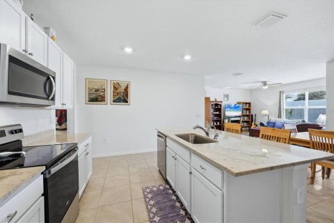 House in Bradenton, Florida 4 bedrooms, 169.83 sq.m. № 2230764 - photo 9