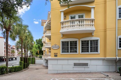Condominio en venta en Winter Park, Florida, 3 dormitorios, 288.93 m2 № 2354174 - foto 3